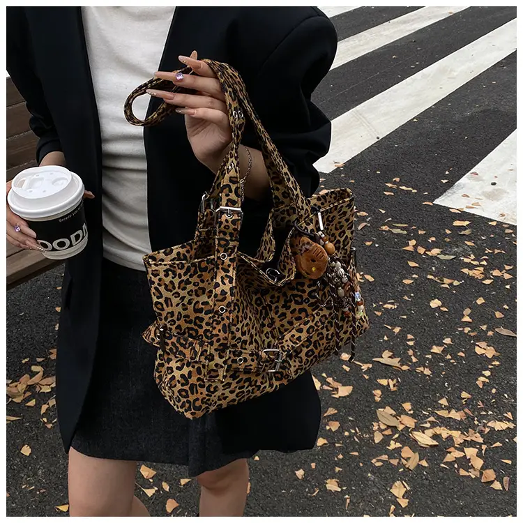 Leopard Print Large Tote Bag for Women — feature 11