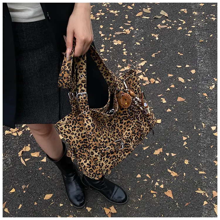 Leopard Print Large Tote Bag for Women — feature 12