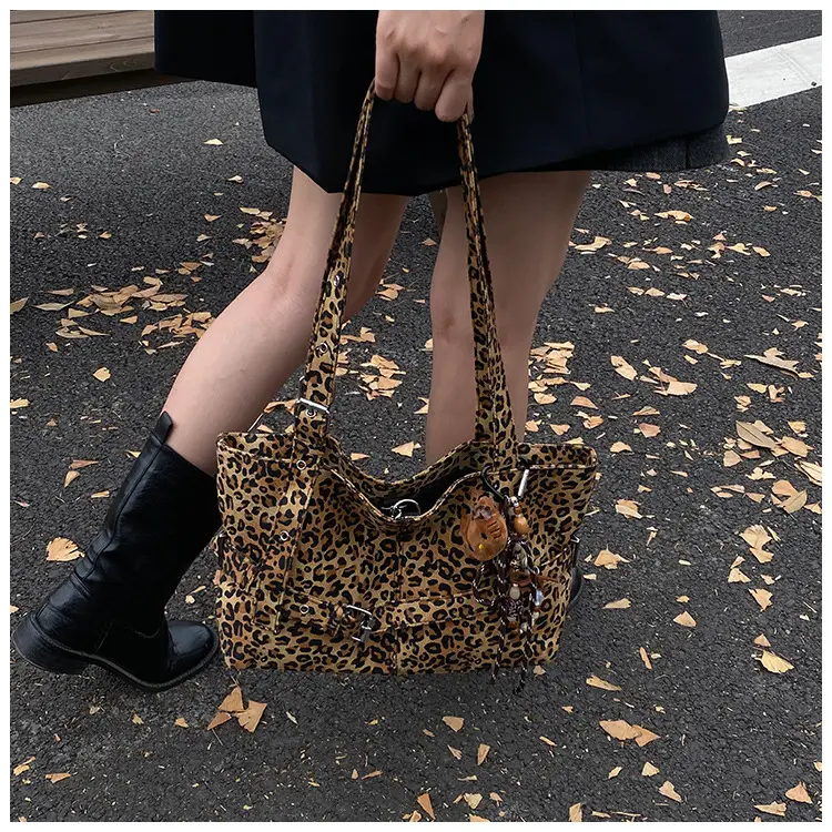 Leopard Print Large Tote Bag for Women — feature 13