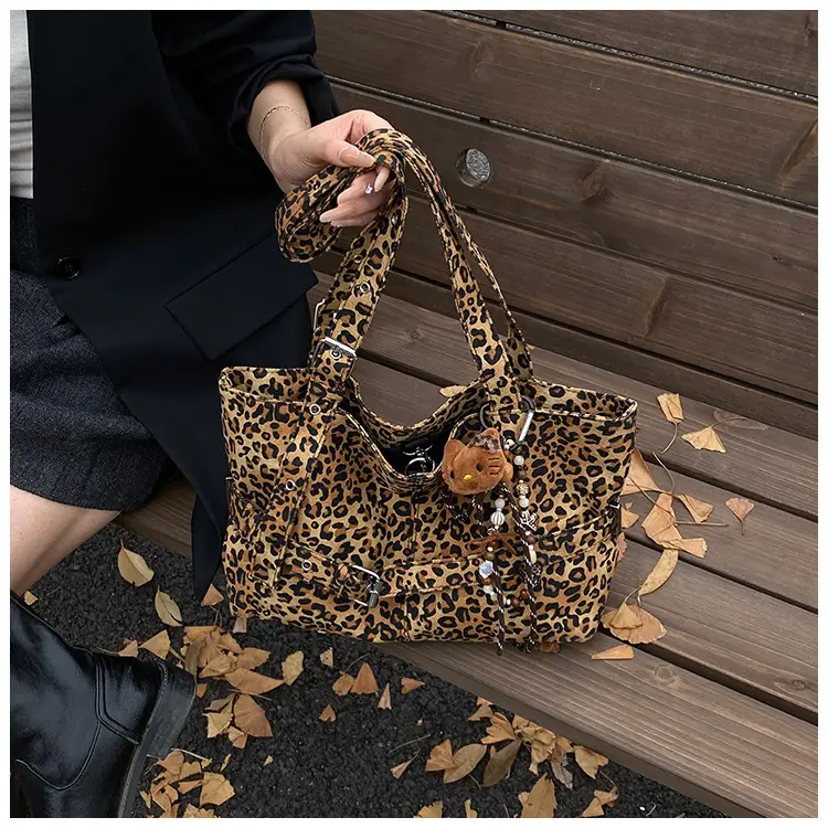 Leopard Print Large Tote Bag for Women — feature 14