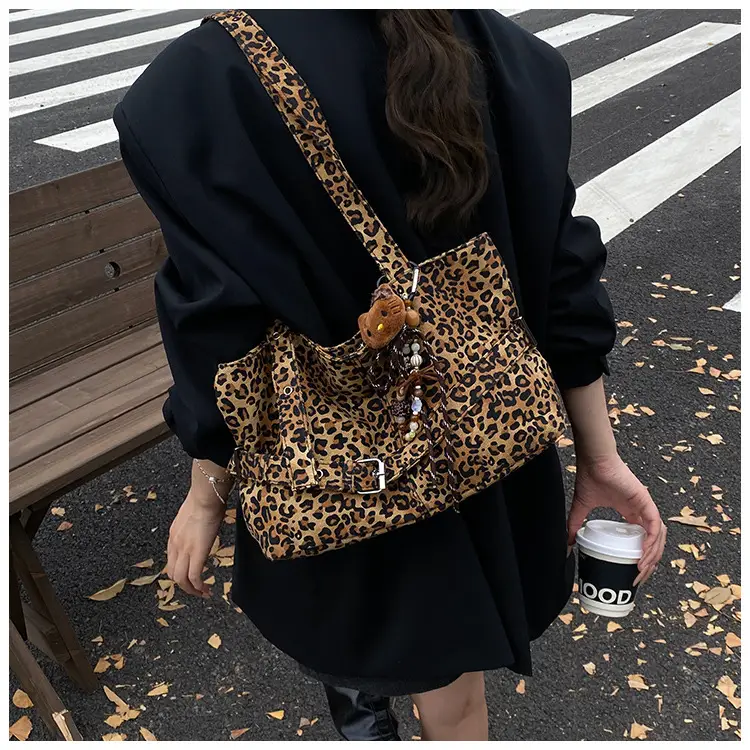 Leopard Print Large Tote Bag for Women — feature 15
