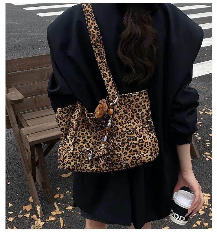 Leopard Print Large Tote Bag for Women — feature 3
