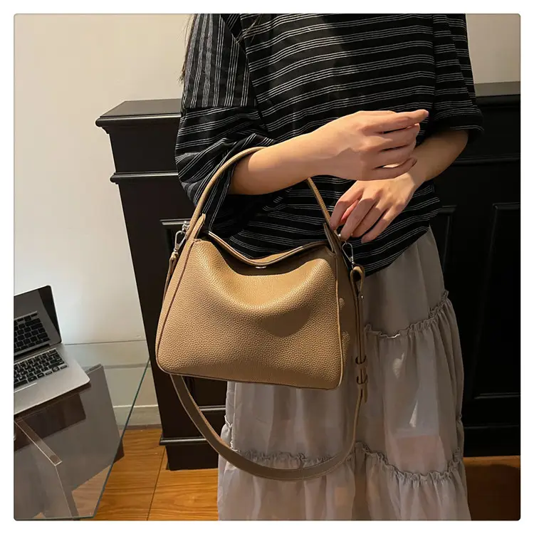 Silver Personalized Bucket Bag for Women 2025 — feature 12