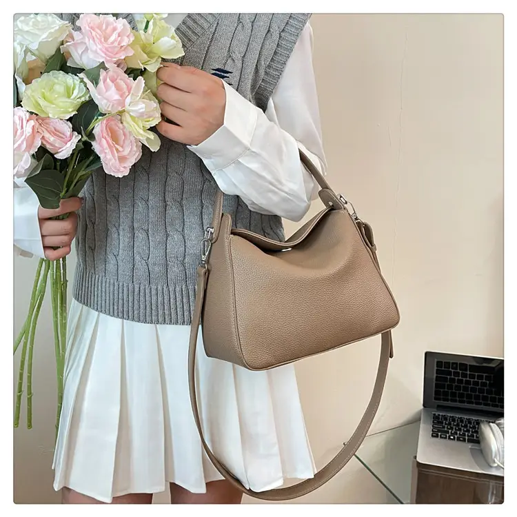 Silver Personalized Bucket Bag for Women 2025 — feature 18