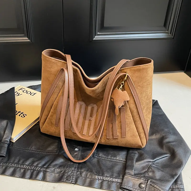 Women's Large Capacity Shoulder Bag Tan Leather 2025 - Image 4
