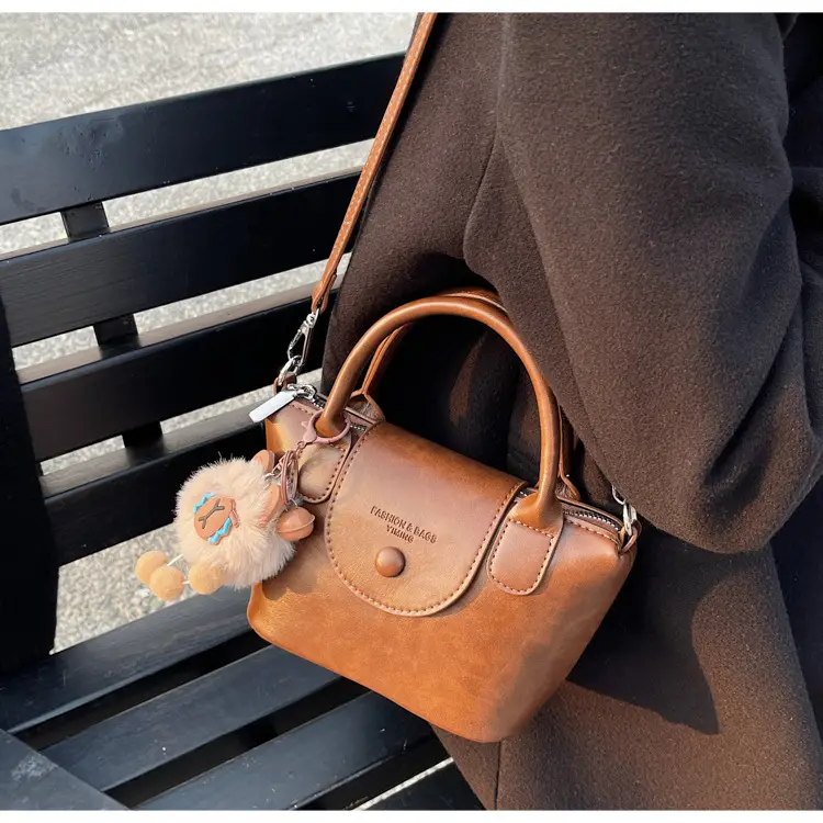 Trendy Brown Women's Crossbody Handbag 2025 — feature 10