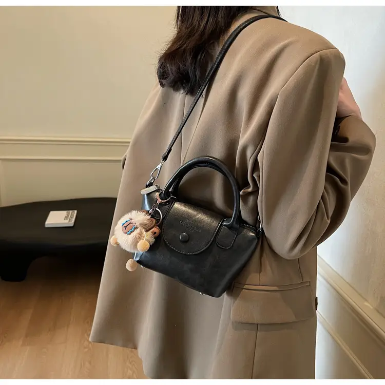 Trendy Brown Women's Crossbody Handbag 2025 — feature 13