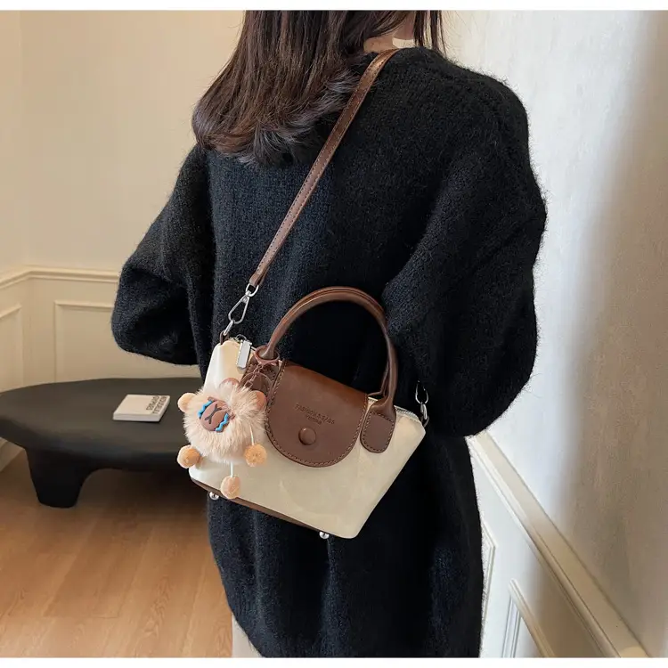 Trendy Brown Women's Crossbody Handbag 2025 — feature 15