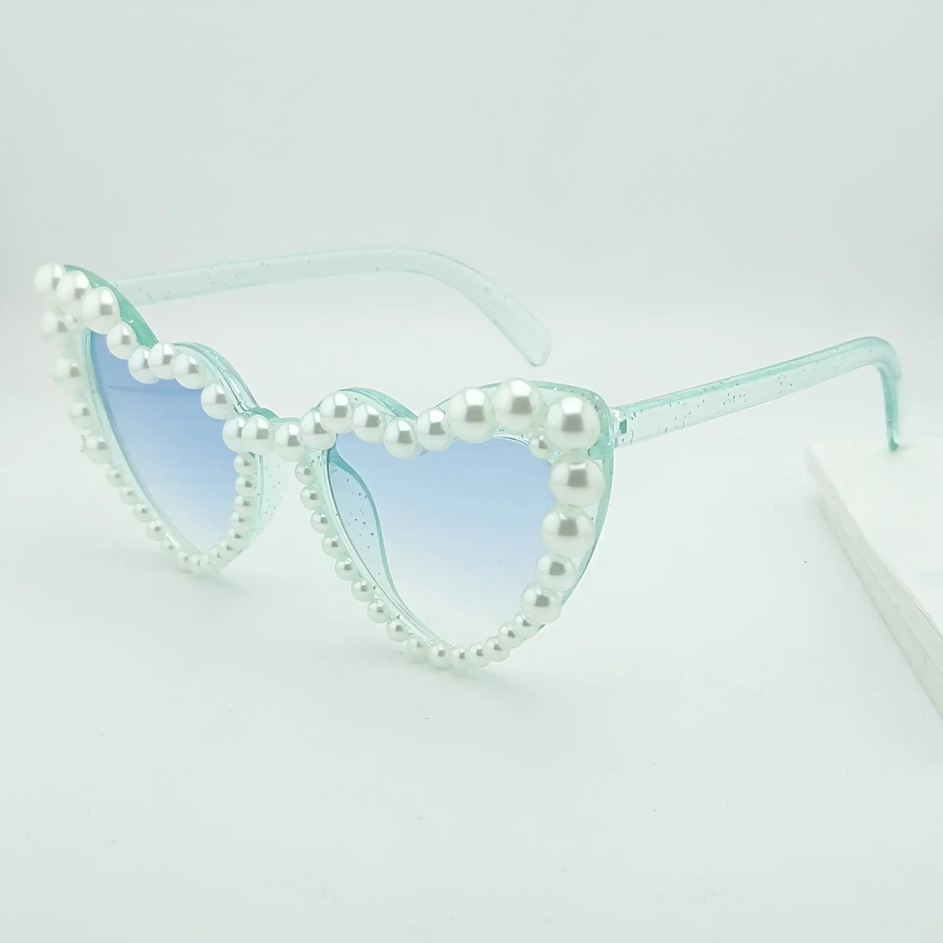 Women Heart Pearl Sunglasses Summer Glasses - Image 2