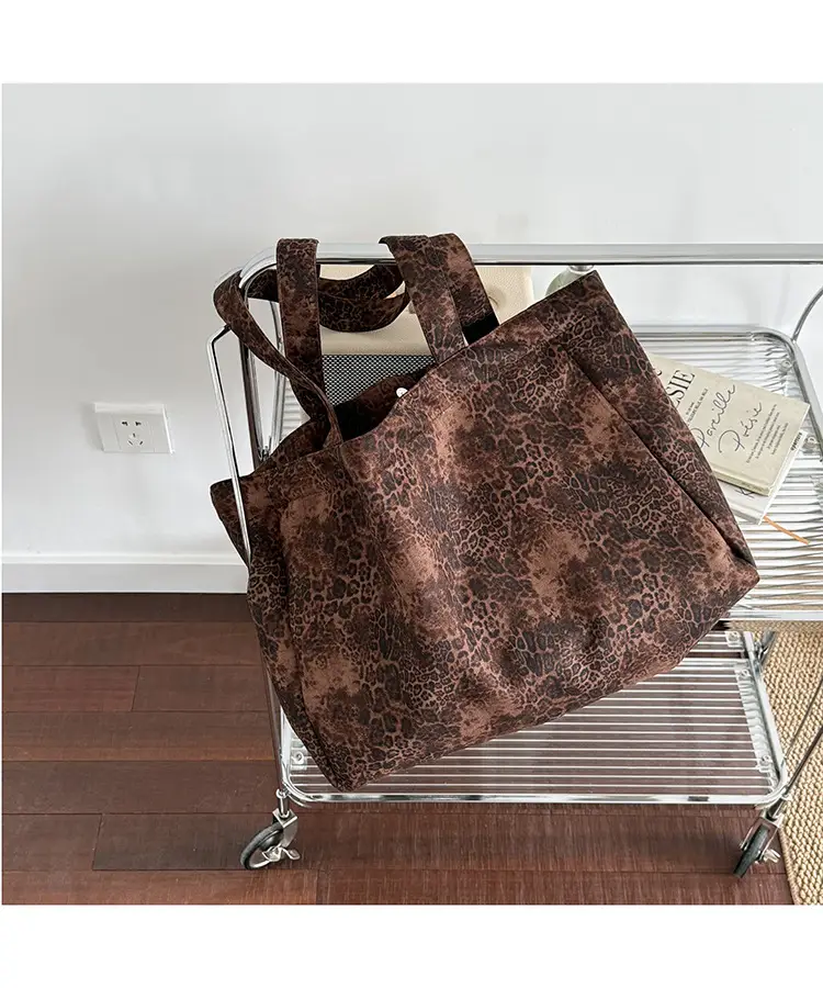 Leopard Print Large Tote Bag Shoulder Handheld Korean Style — feature 3