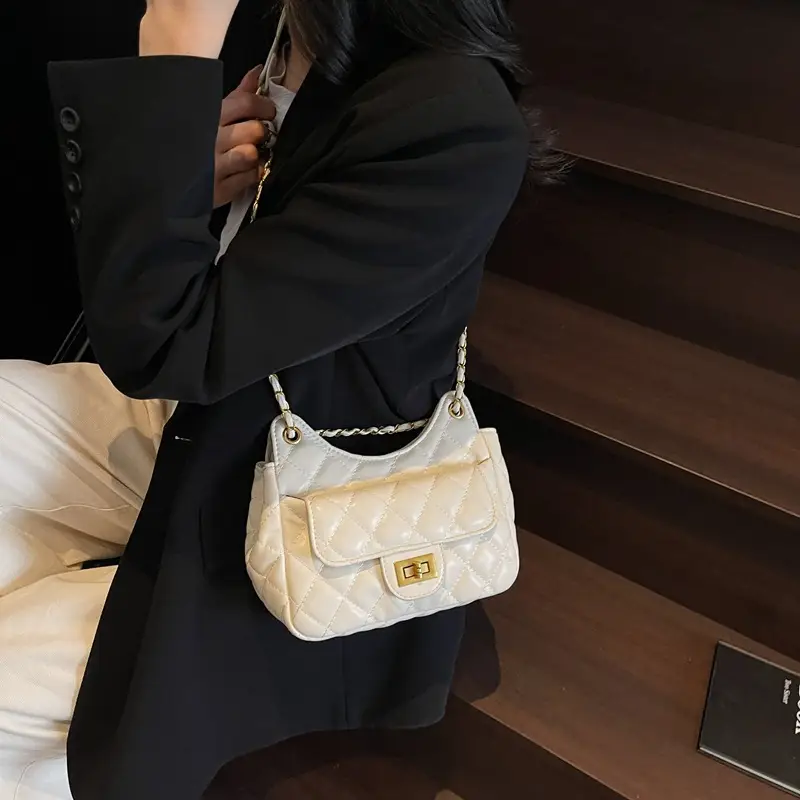 White Rhombus Chain Shoulder Bag for Women - Image 10
