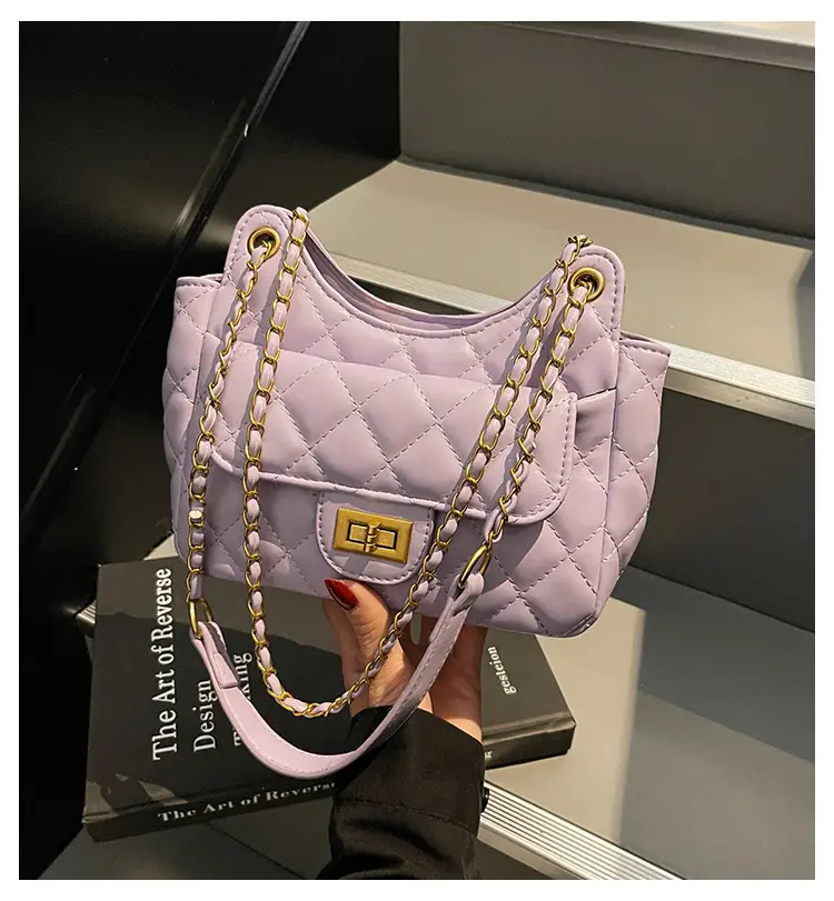 White Rhombus Chain Shoulder Bag for Women — feature 1