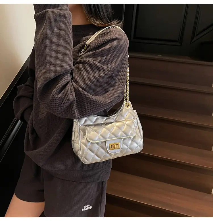 White Rhombus Chain Shoulder Bag for Women — feature 25