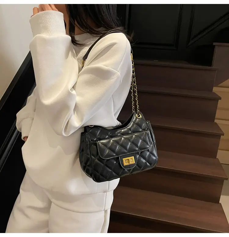 White Rhombus Chain Shoulder Bag for Women — feature 27