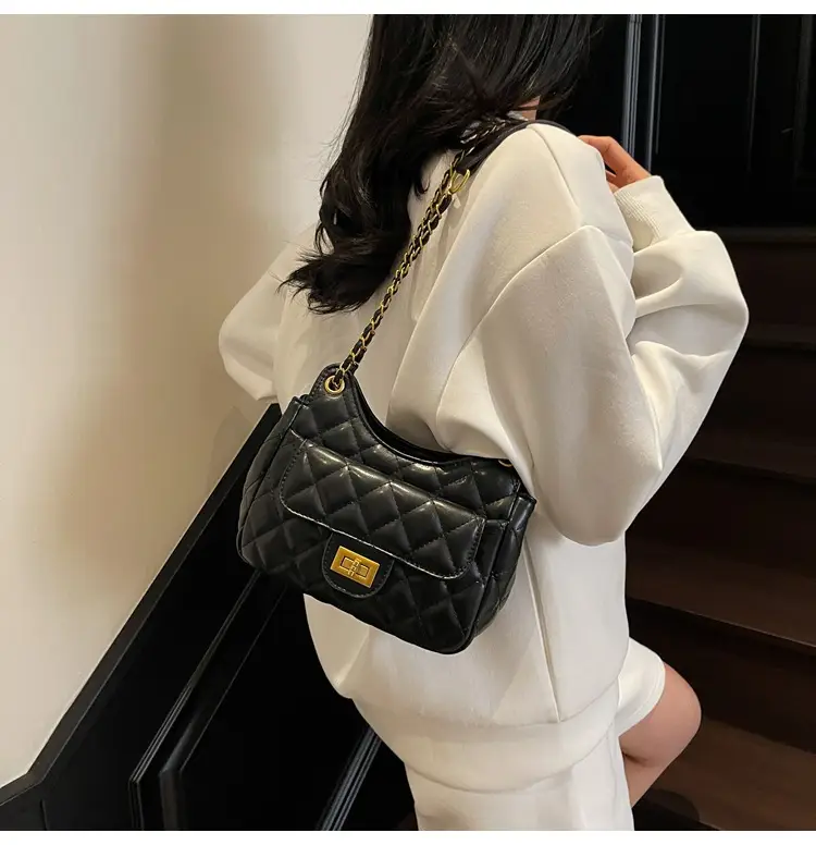 White Rhombus Chain Shoulder Bag for Women — feature 28