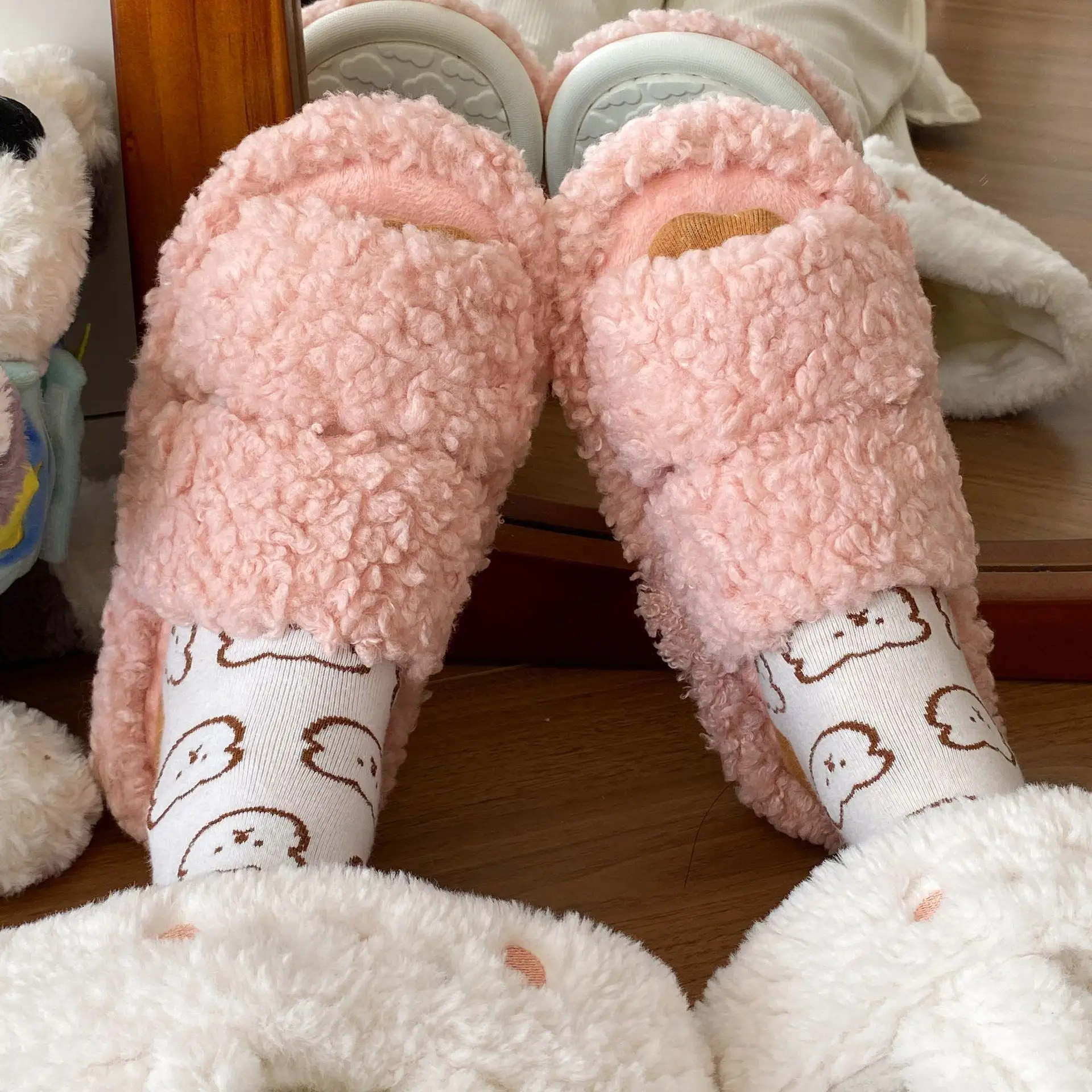 Women's White Fur Stuffed Cotton Slippers Winter - Image 4