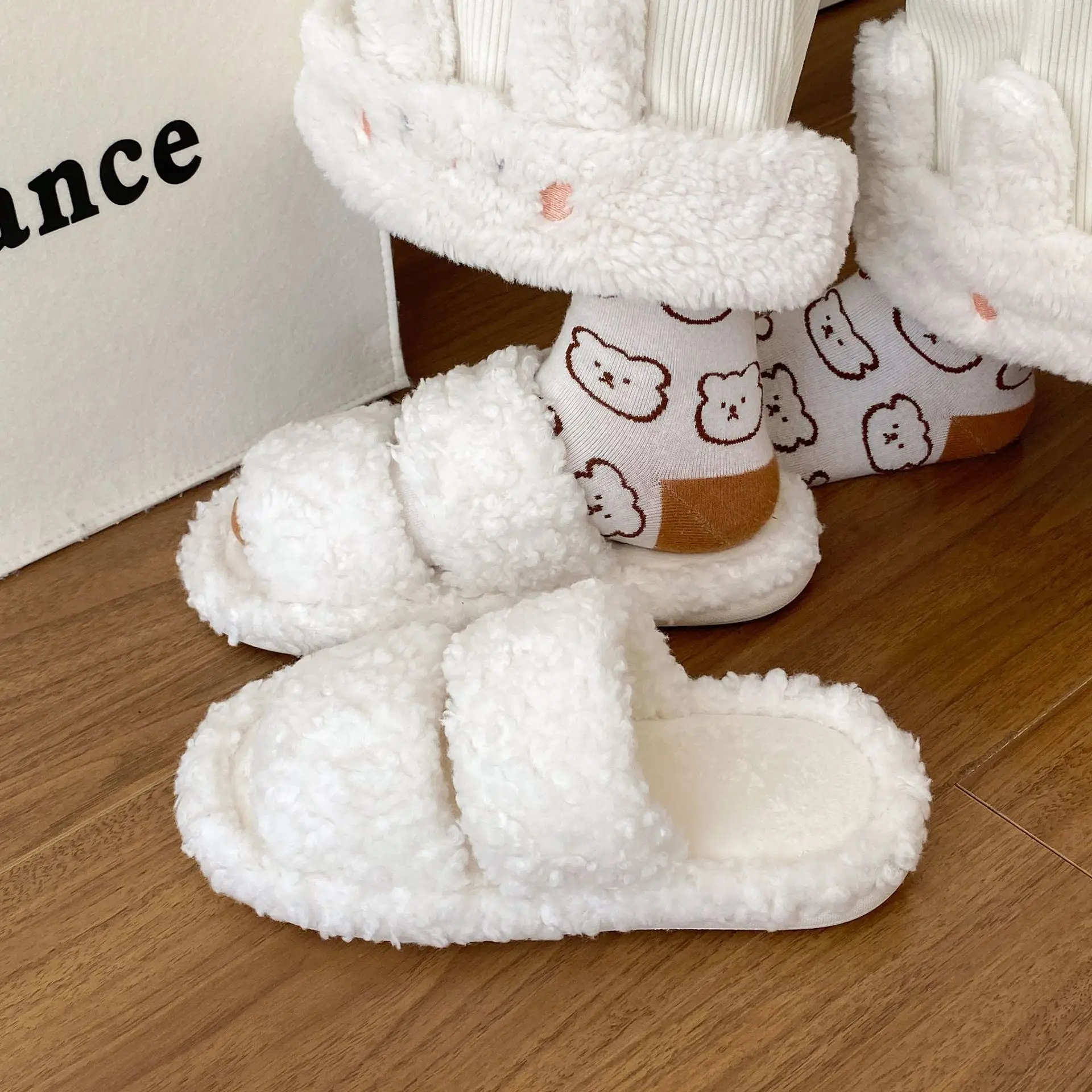 Women's White Fur Stuffed Cotton Slippers Winter - Image 6