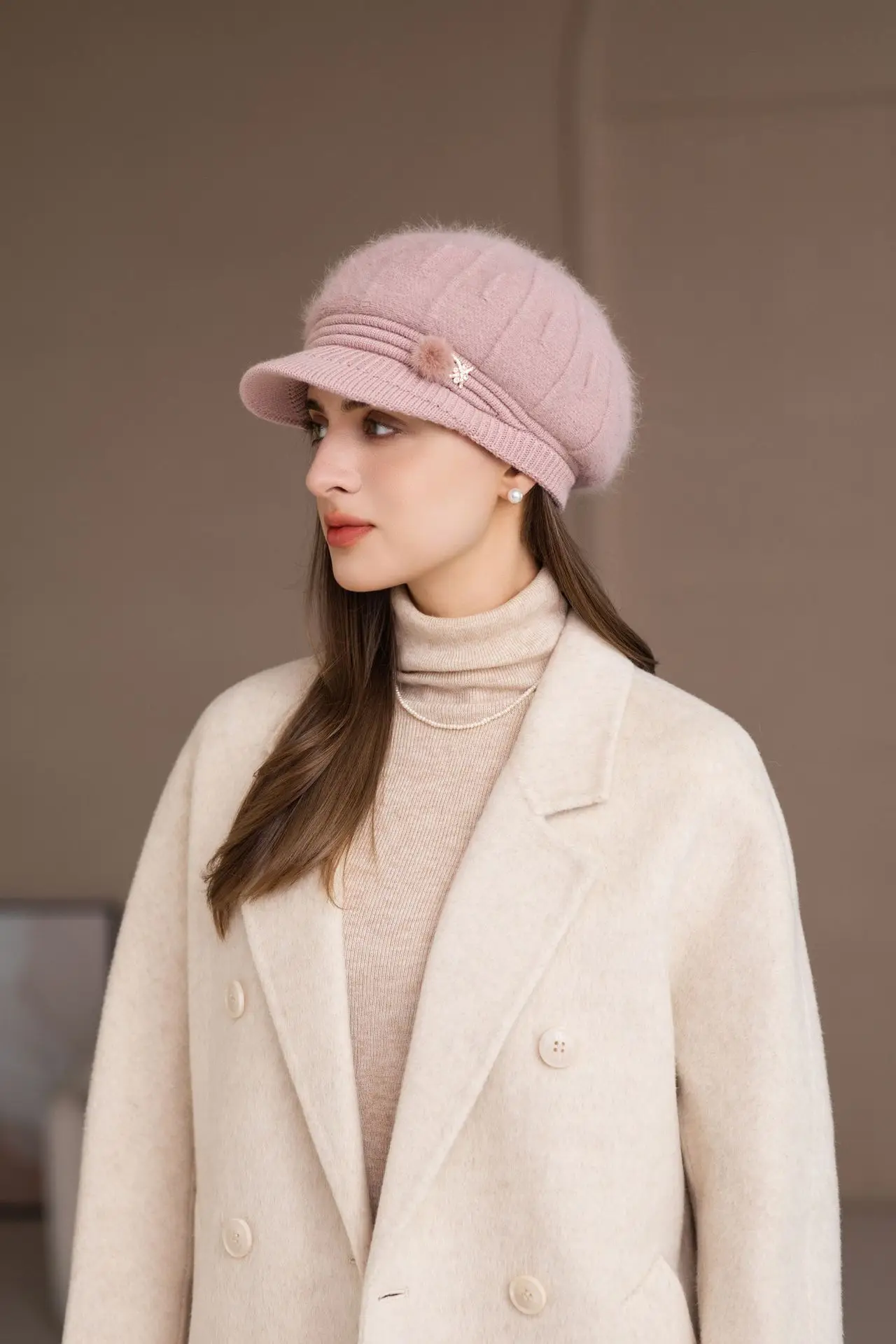 Pink Woolen Hat for Women Winter Warm Knitted — feature 2