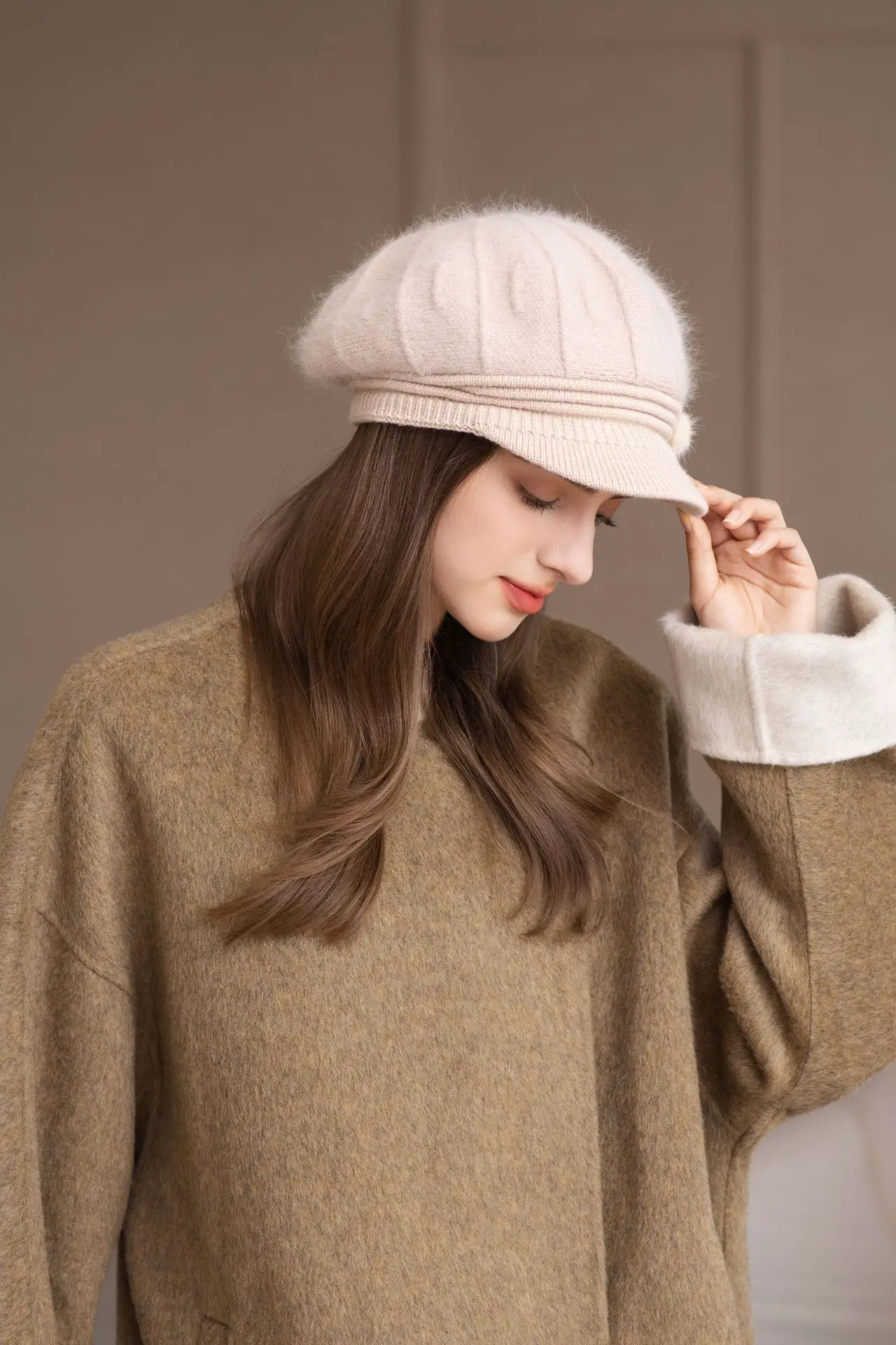 Pink Woolen Hat for Women Winter Warm Knitted — feature 7