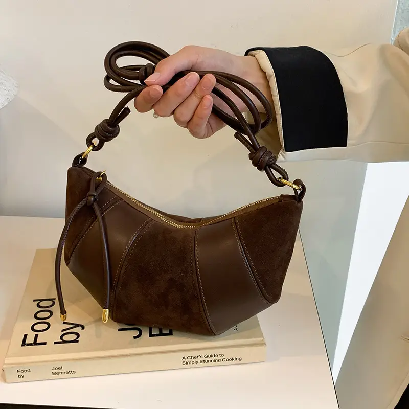 Women's Retro Brown Croc Shoulder Bag 2025