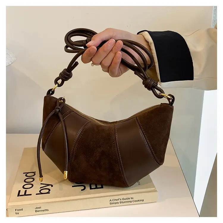 Women's Retro Brown Croc Shoulder Bag 2025 — feature 10