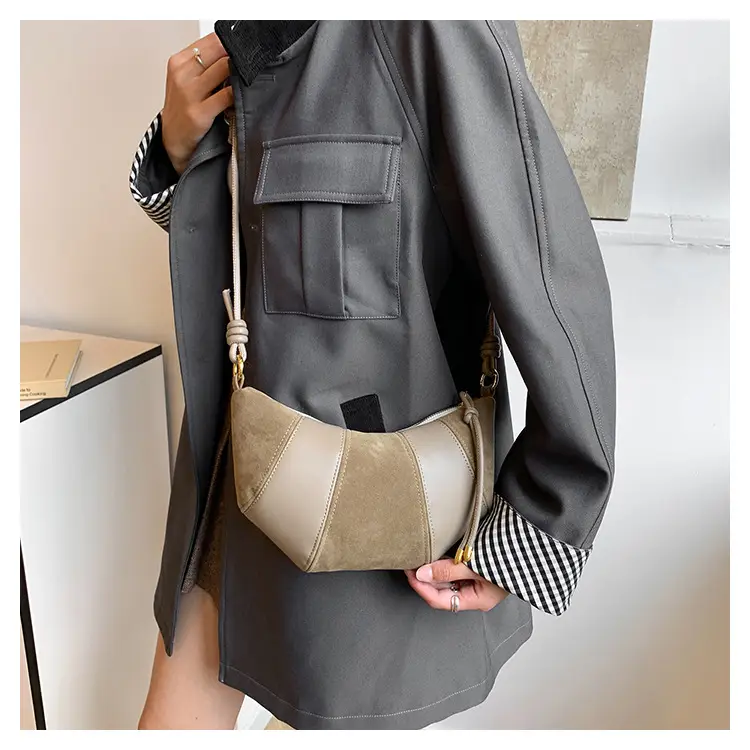 Women's Retro Brown Croc Shoulder Bag 2025 — feature 19