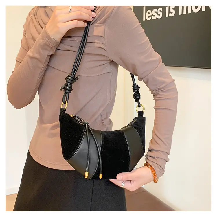Women's Retro Brown Croc Shoulder Bag 2025 — feature 20