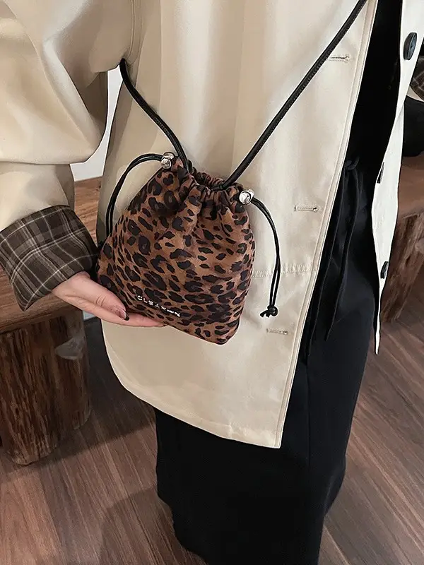 Frosted Leopard Print Single Shoulder Bag for Women - Image 3