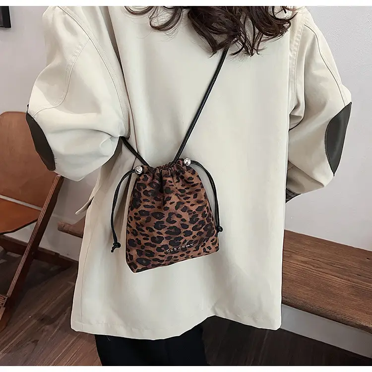 Frosted Leopard Print Single Shoulder Bag for Women — feature 7