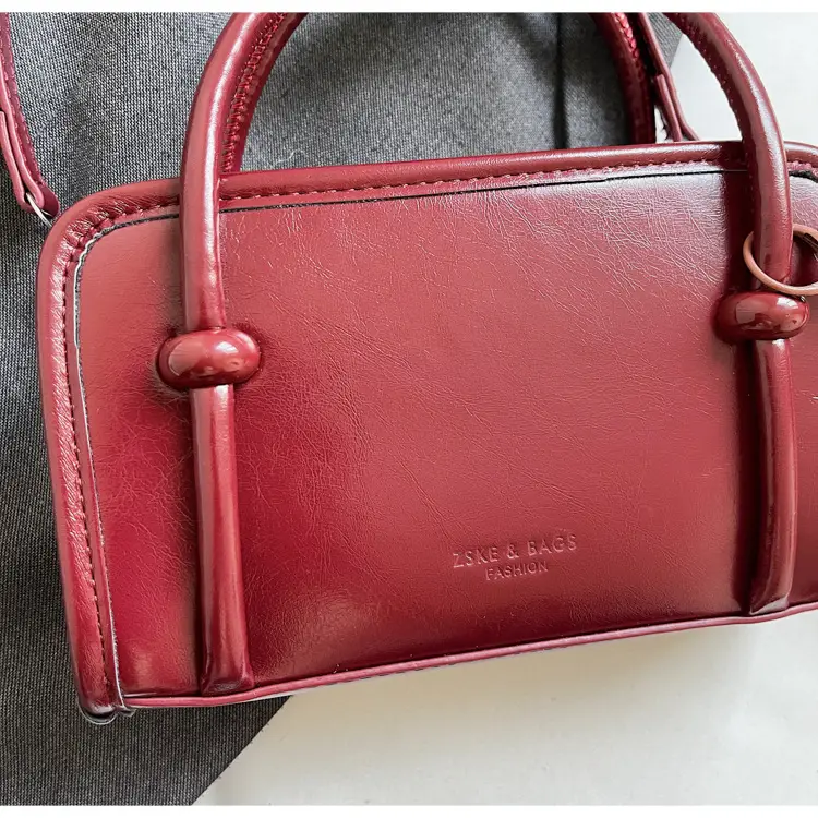Retro Crossbody Bag Brown Leather Miu Series 2025 — feature 26