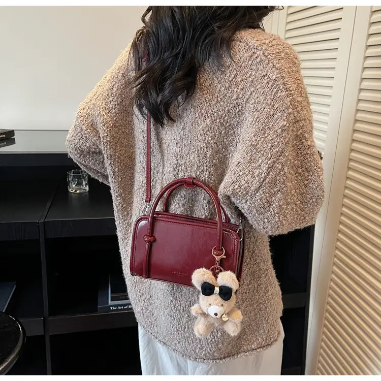 Retro Crossbody Bag Brown Leather Miu Series 2025 — feature 31