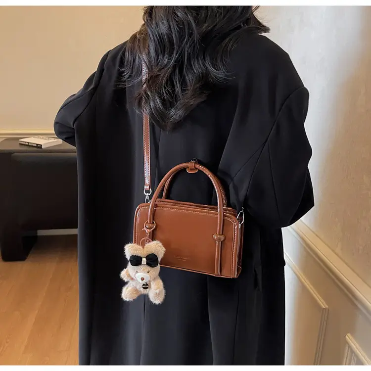 Retro Crossbody Bag Brown Leather Miu Series 2025 — feature 35