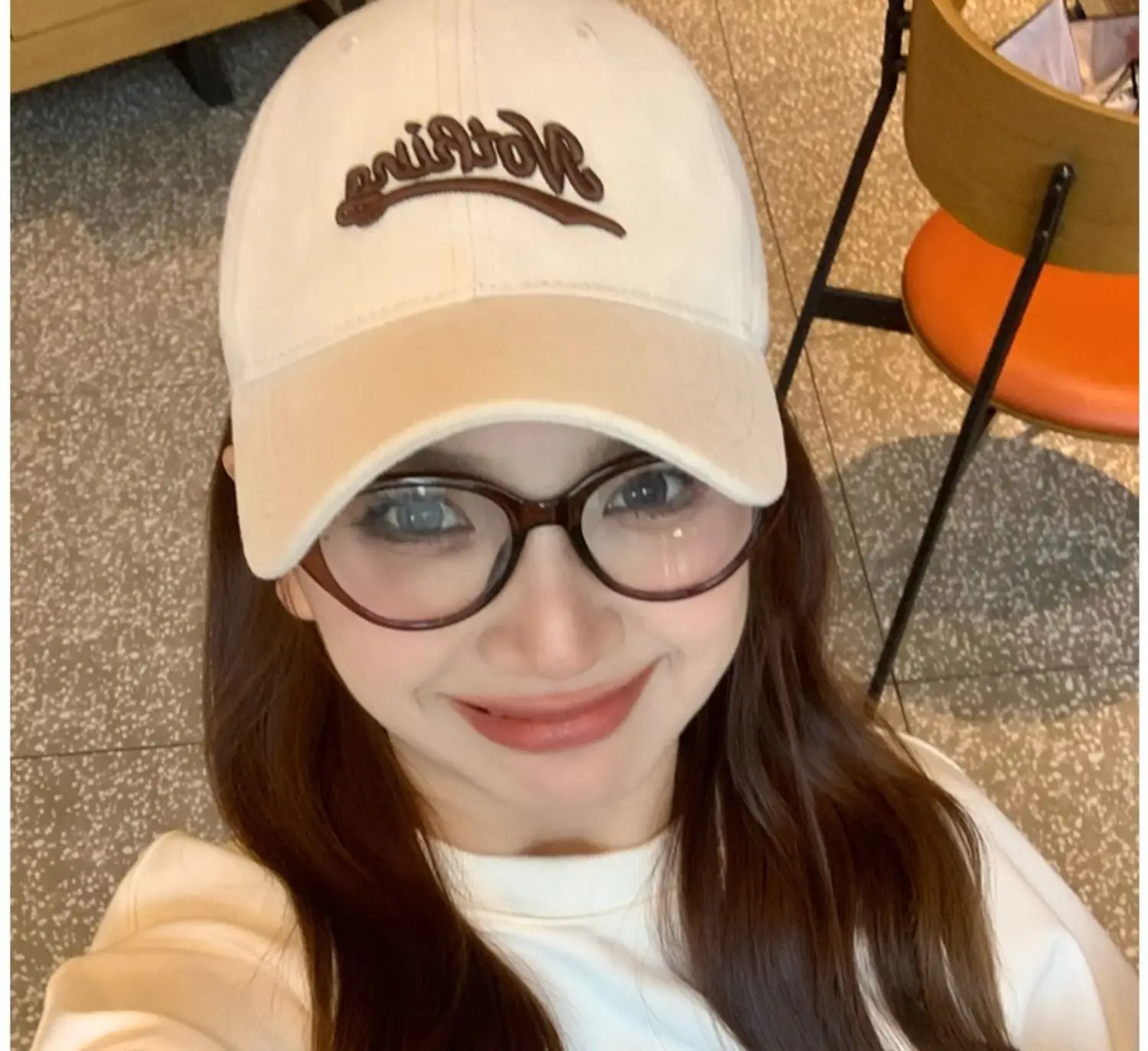 Korean Style Women Baseball Cap with Letter Embroidery — feature 15