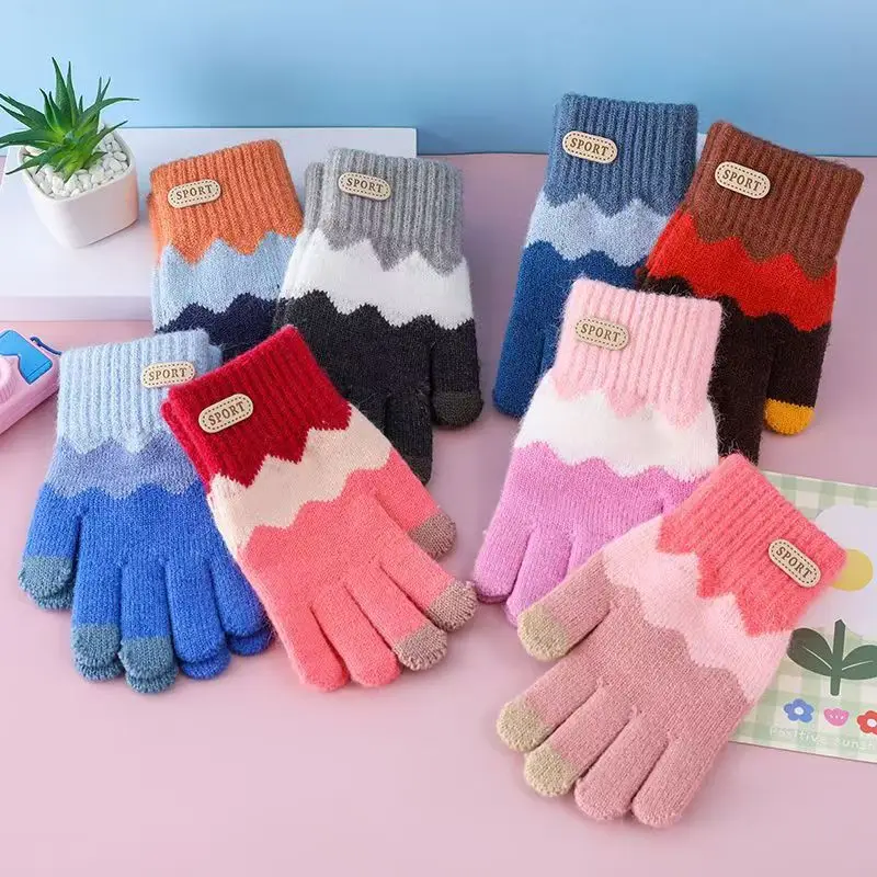 Children's Winter Gloves, Five-Finger Thickened with Fleece, for Boys and Girls Aged 6-14, Warm Outdoor Cold Protection for Older Children and Students