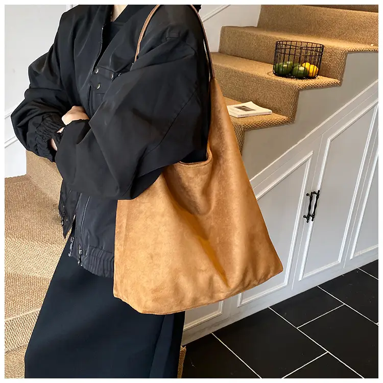 Women Velvet Shoulder Bag Brown Large Capacity — feature 11
