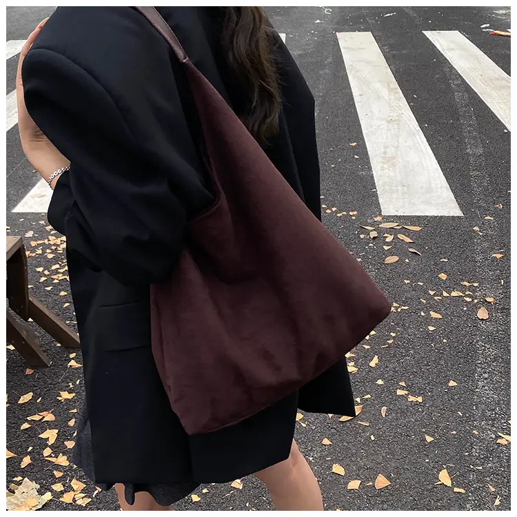 Women Velvet Shoulder Bag Brown Large Capacity — feature 15