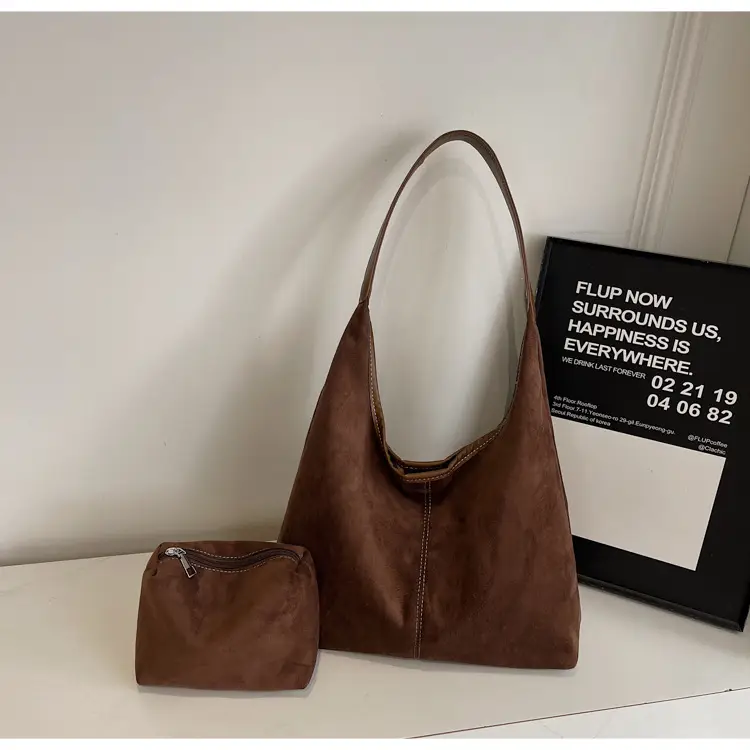 New Soft-Sided Shoulder Bag with Large Capacity & Retro Design — feature 11