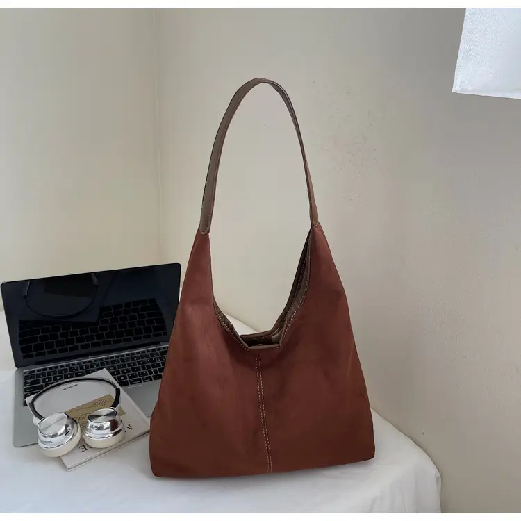 New Soft-Sided Shoulder Bag with Large Capacity & Retro Design — feature 20