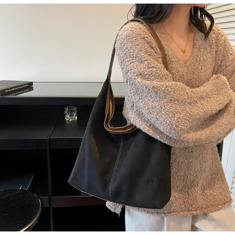New Soft-Sided Shoulder Bag with Large Capacity & Retro Design — feature 36