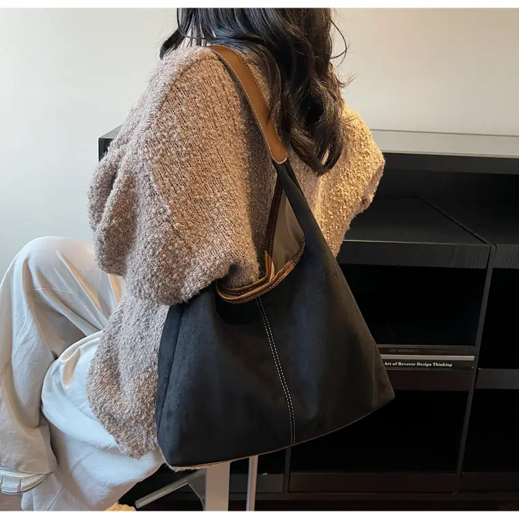 New Soft-Sided Shoulder Bag with Large Capacity & Retro Design — feature 37