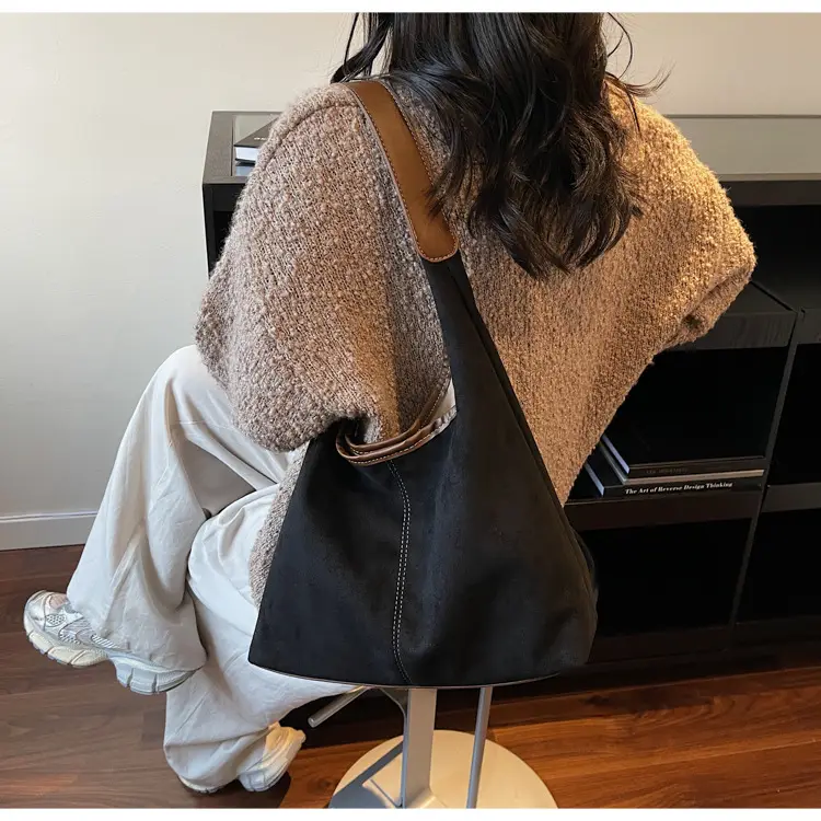 New Soft-Sided Shoulder Bag with Large Capacity & Retro Design — feature 39