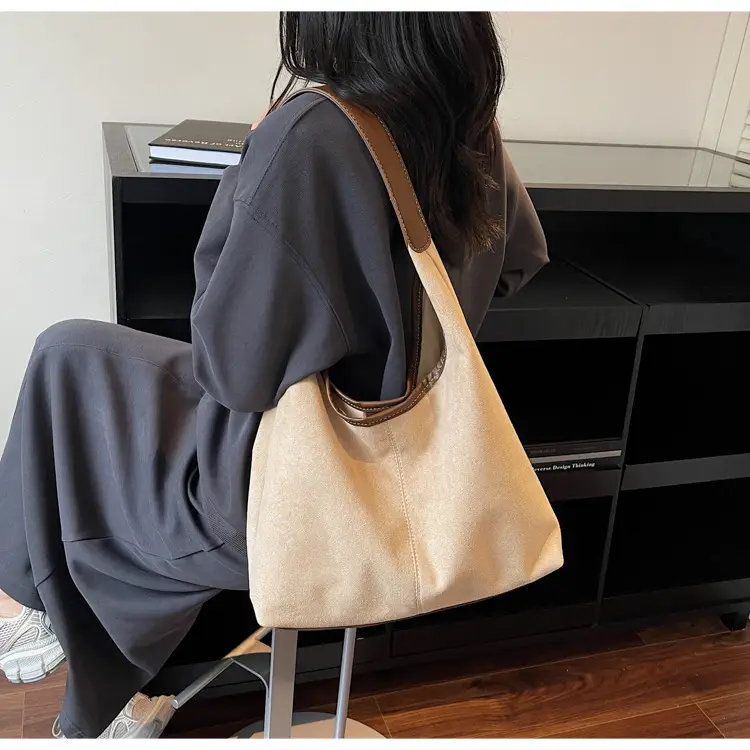 New Soft-Sided Shoulder Bag with Large Capacity & Retro Design — feature 43