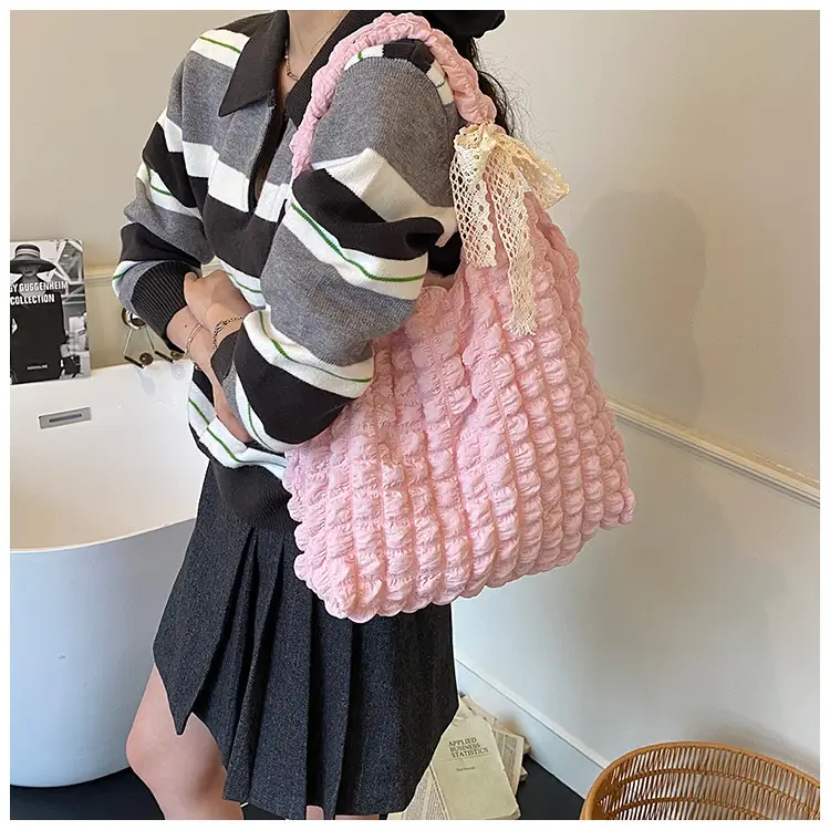 Black Cloud Pleated Shoulder Bag for Women — feature 12