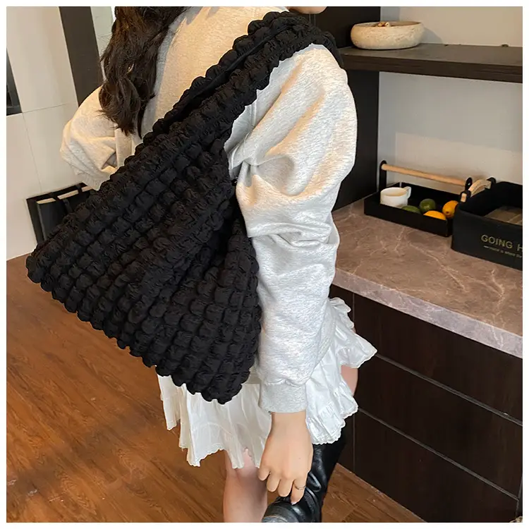 Black Cloud Pleated Shoulder Bag for Women — feature 19