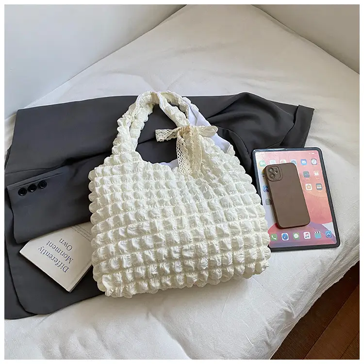 Black Cloud Pleated Shoulder Bag for Women — feature 7