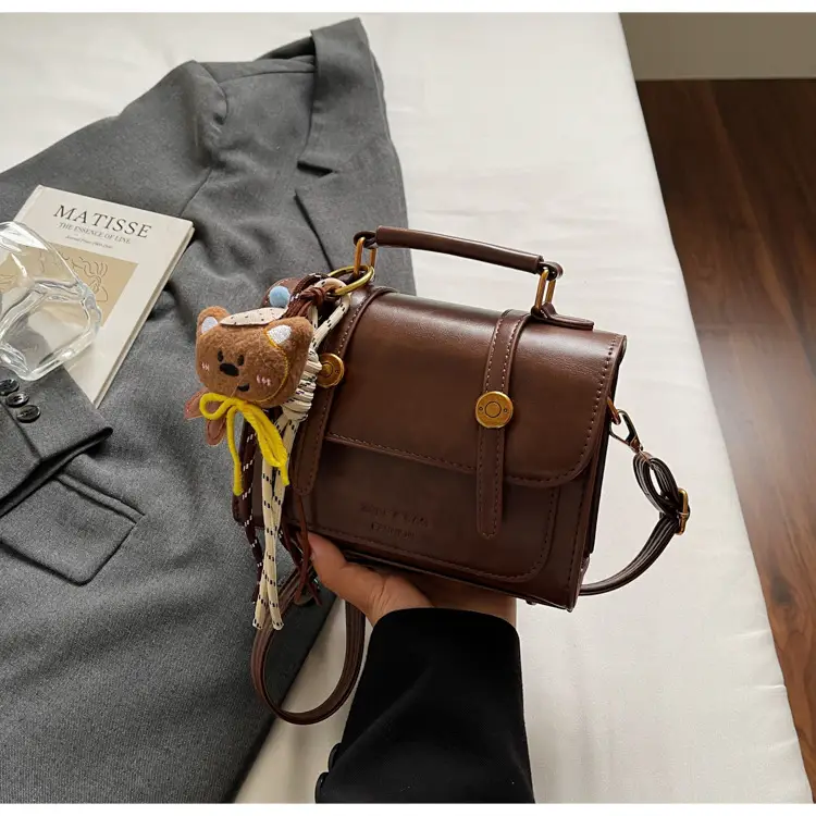Women Retro Brown Shoulder Crossbody Bag 2026 - Image 2