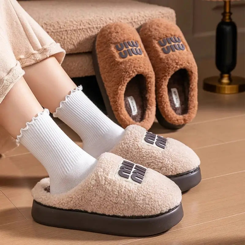 2025 Autumn and Winter New Style 4cm Thick-Soled Fur Slippers for Outer Wear, Warm Toe-Cap Lambswool Cotton Slippers - Image 6