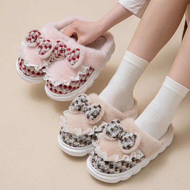 Cartoon Bow Maternity Slippers for Autumn and Winter, Home Living Room and Bedroom, Warm Fleece-Lined, Soft-Soled, Lightweight Cotton Slippers