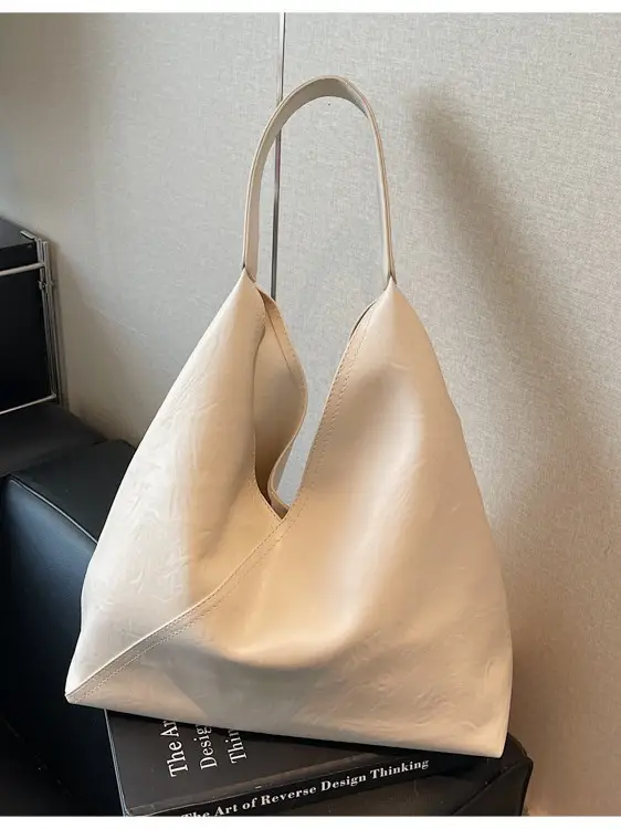 Black Leather Tote Bag for Women 2026 - Image 9