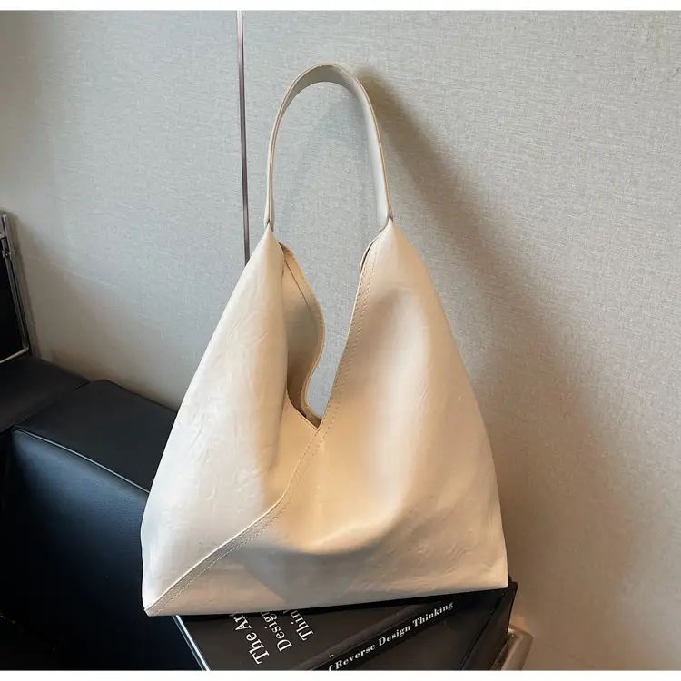 Black Leather Tote Bag for Women 2026 — feature 16